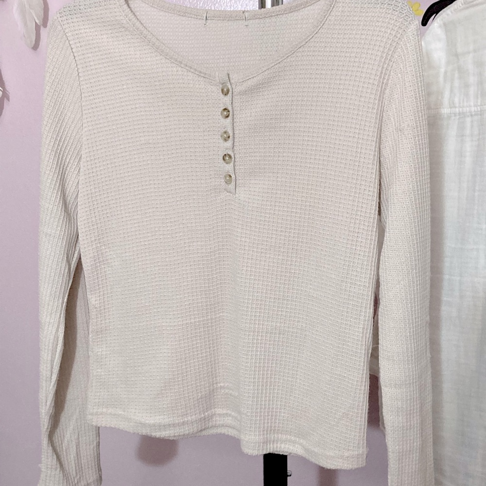 Long sleeve waffle-knit top